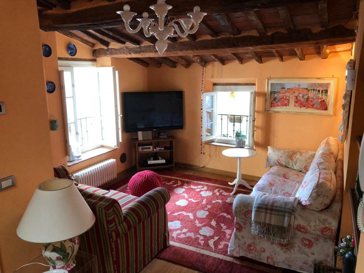 Storico Loft Nel Cuore Di Лукка Екстер'єр фото