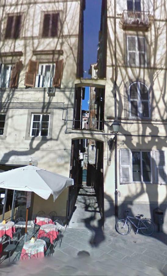 Storico Loft Nel Cuore Di Лукка Екстер'єр фото